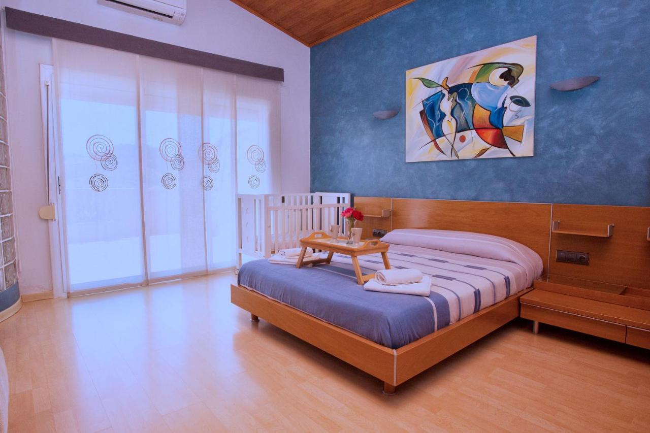 Alojamiento Villa Moles 살루 외부 사진